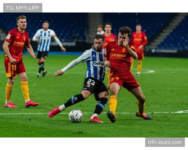 威廉·萨利巴限制萨拉赫:对抗速度型边锋表现 威廉·萨利巴限制萨拉赫:对抗速度型边锋表现