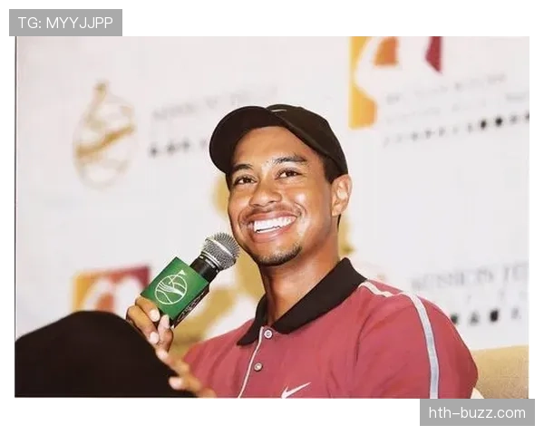 泰格·伍兹凌晨四点还在练推杆，这自律谁顶得住啊